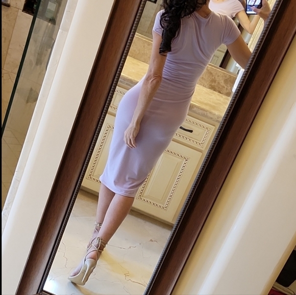 Boohoo Super Soft T-Shirt Midi Dress in Lilac, Sz 6 - Picture 15 of 16